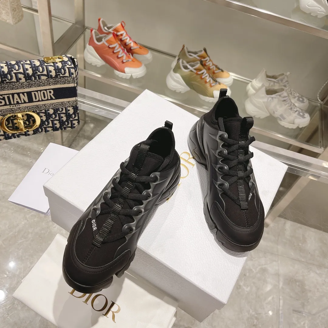 👟👟Ex-factory price 460👟👟 Women’s Shoes Women’s Clothes Women’s Shoes Women’s Clothes Dior Dior Sports Dad Shoes Your ideal high-end quality customization, a new product created by Crusie “J’ADI*R” at the first major show of Paris Fashion Week‼ ️Molded from the original board, all details are welcome to be appraised and compared 🔥 Upper: Original imported customized Lycra surface with soft silk cowhide Inner: soft, comfortable and breathable Foot pads: cowhide injection molded feet, original molded color matching Logo webbing Original molded 3D film combination Original molded anti-slip combination outsole! Original packaging consistent! Number of yards: 35-41 yards (custom-made sizes 41 are non-refundable)